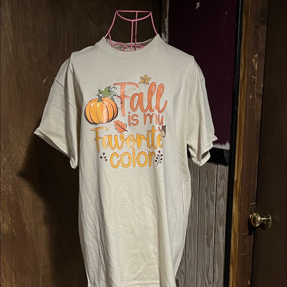 Cream Womeo Fall Graphic T-Shirt